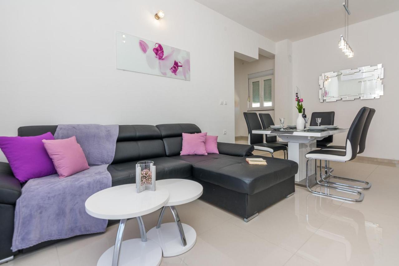 Apartments Marko Sukošan Extérieur photo