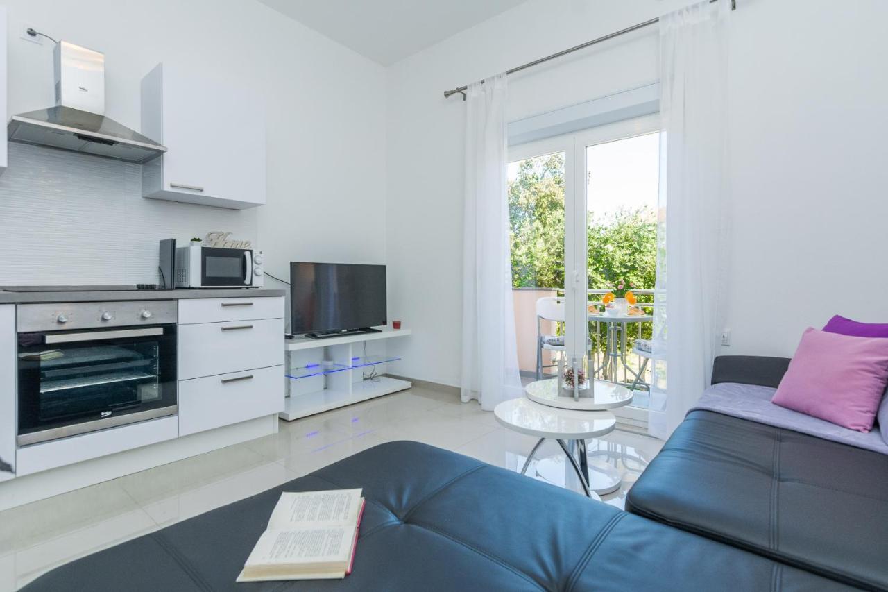Apartments Marko Sukošan Extérieur photo